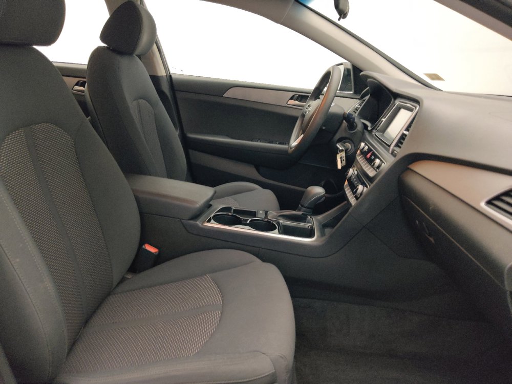 Used 2019 Hyundai Sonata SE FWD image 21