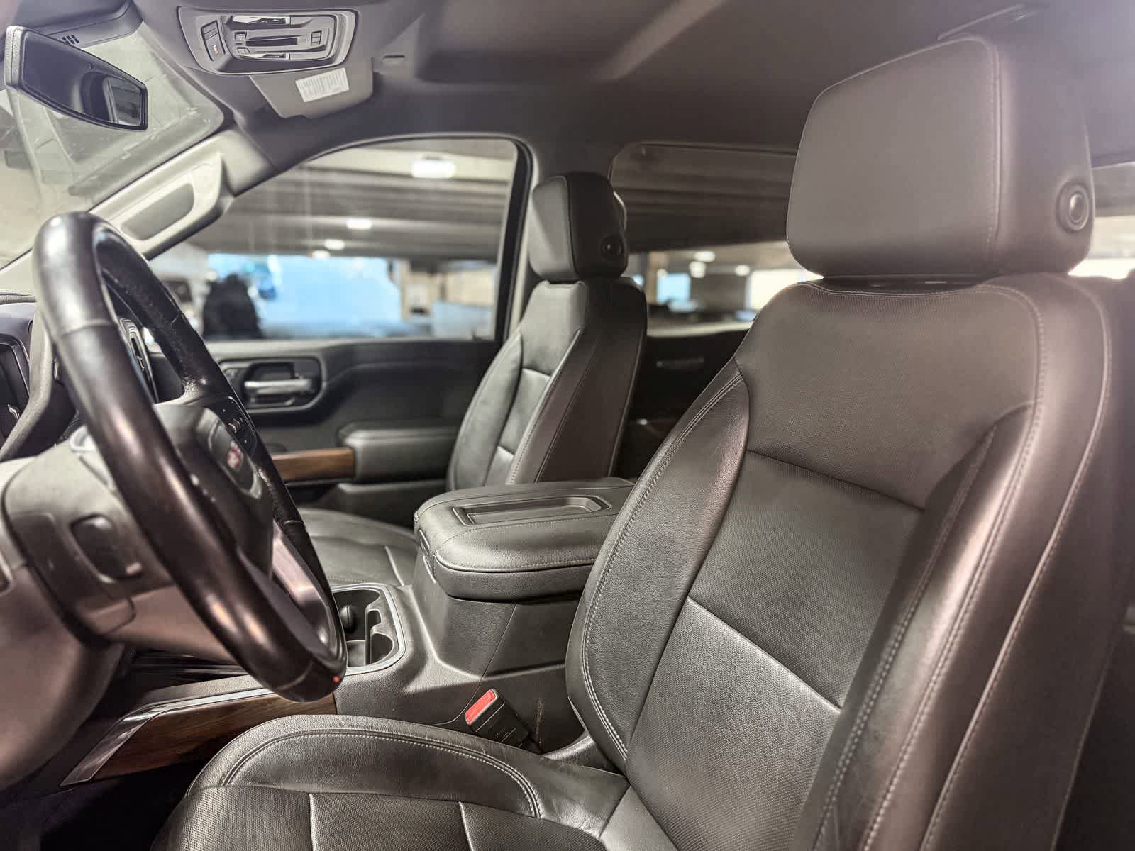 Used 2019 GMC Sierra 1500 SLT w/ SLT Premium Plus Package RWD image 18