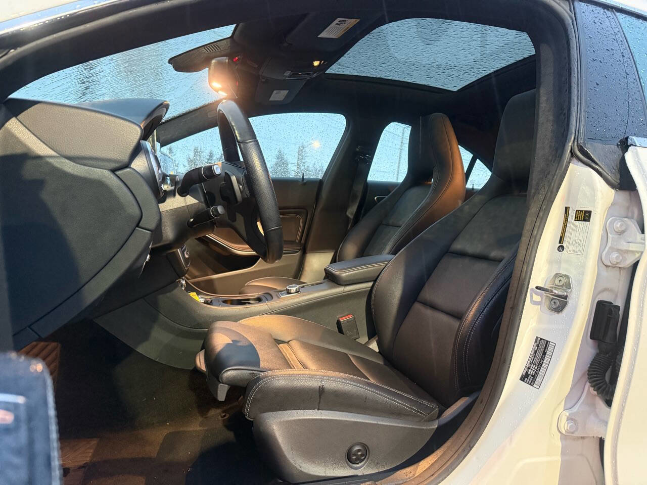 Used 2019 Mercedes-Benz CLA 250 4MATIC w/ Premium Package image 16