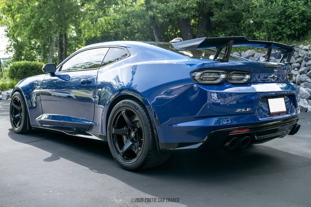 Used 2021 Chevrolet Camaro ZL1 RWD image 6
