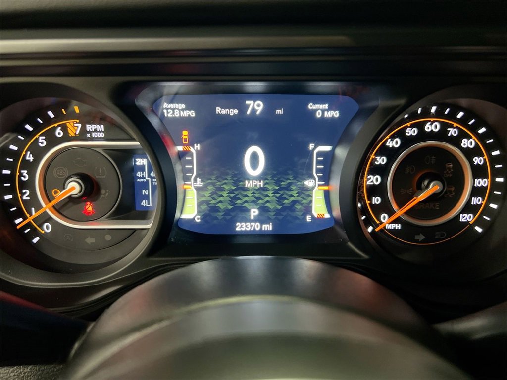 Used 2024 Jeep Gladiator Rubicon image 12