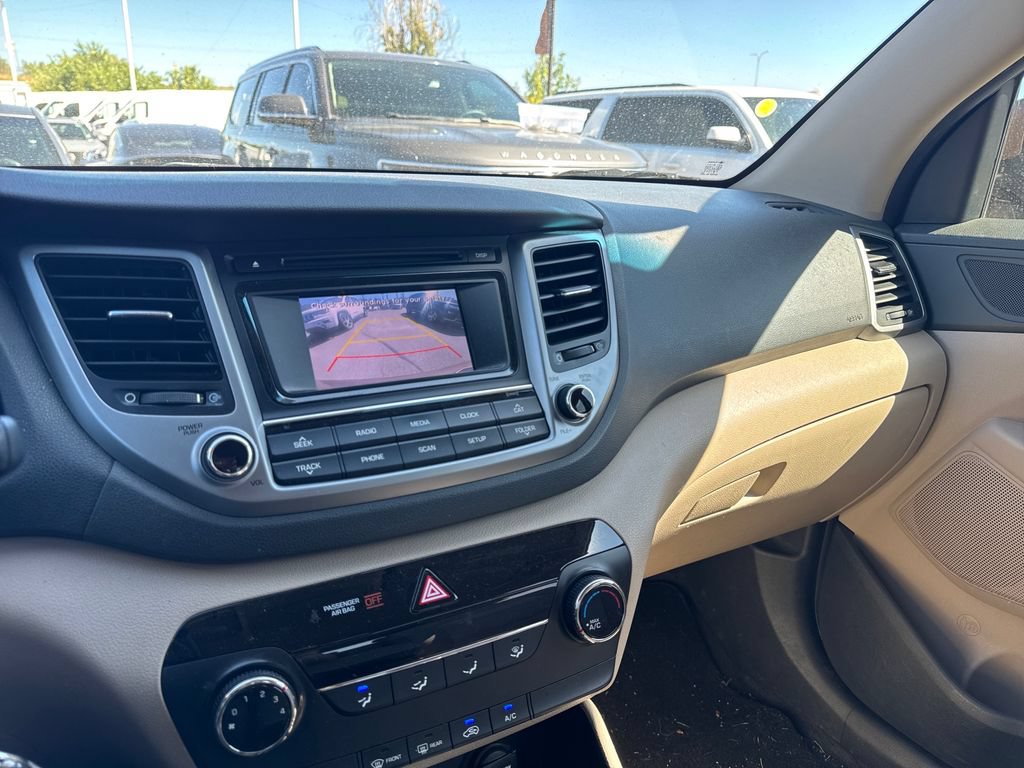 Used 2017 Hyundai Tucson SE w/ SE Popular Package 02 FWD image 22