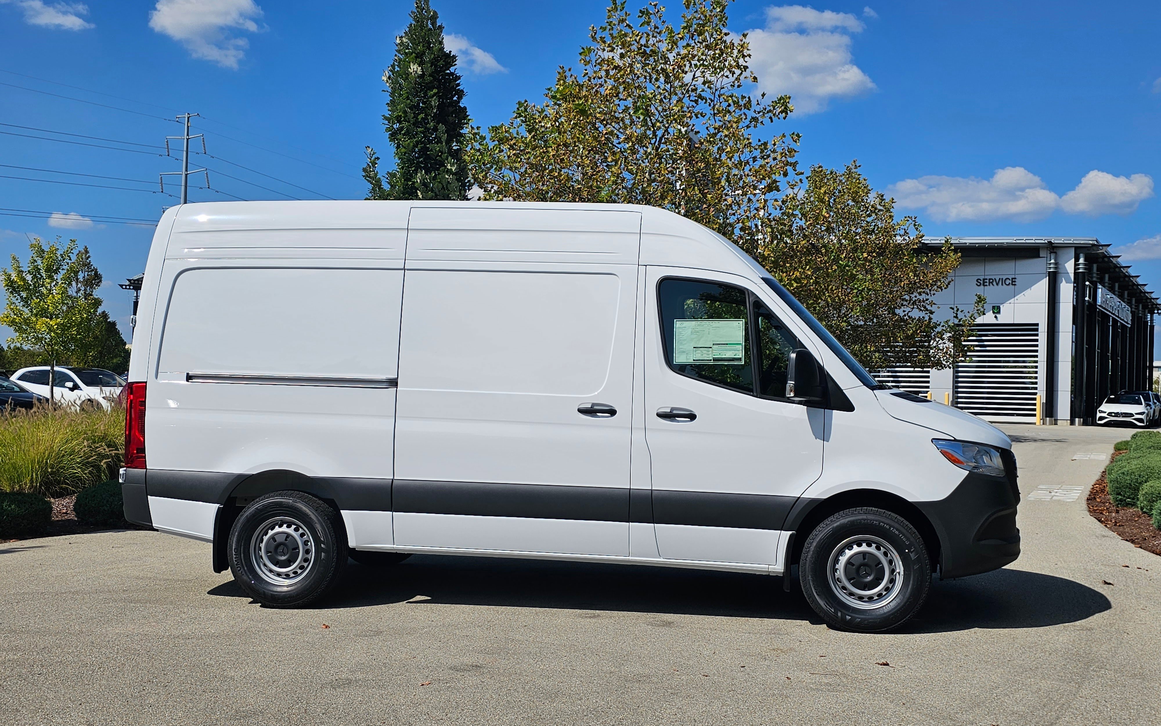 New 2025 Mercedes-Benz Sprinter 2500 image 3