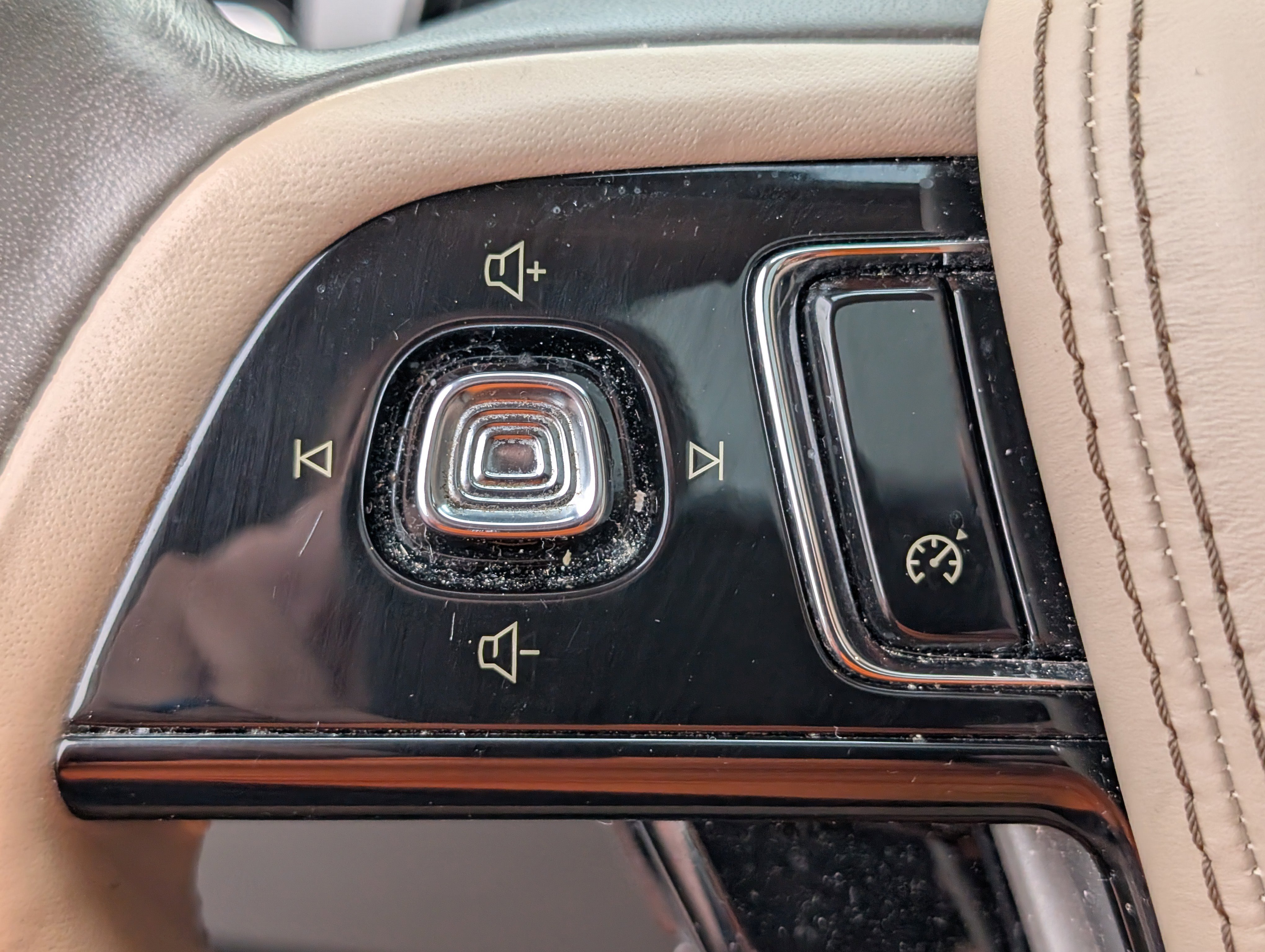 Used 2021 Lincoln Aviator Reserve w/ Elements Package Plus RWD image 20