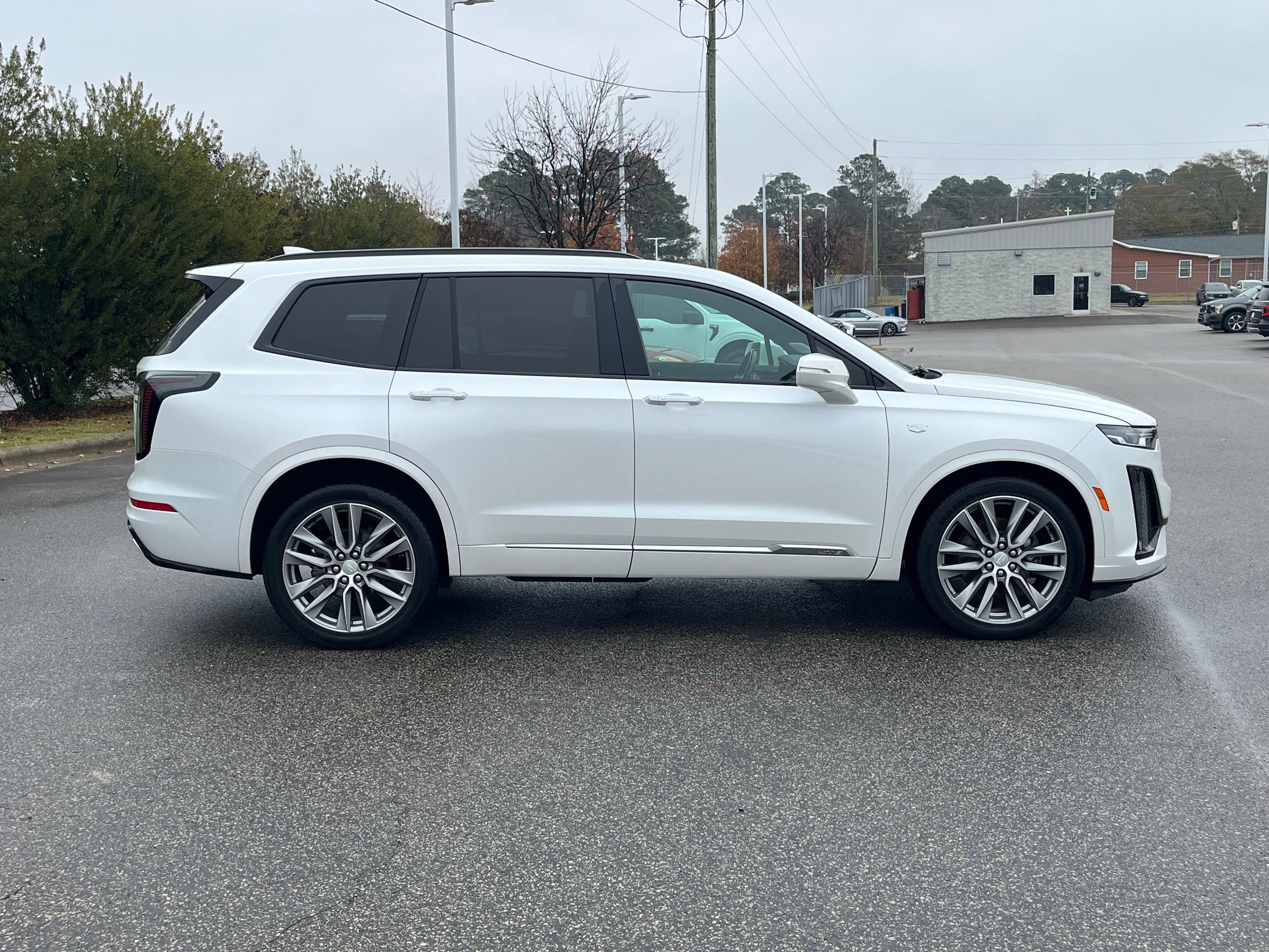 Used 2020 Cadillac XT6 Sport image 3