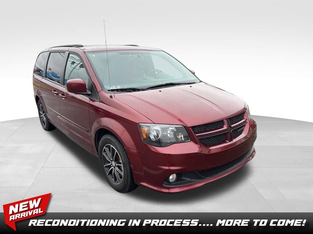 Used 2017 Dodge Grand Caravan GT image 1