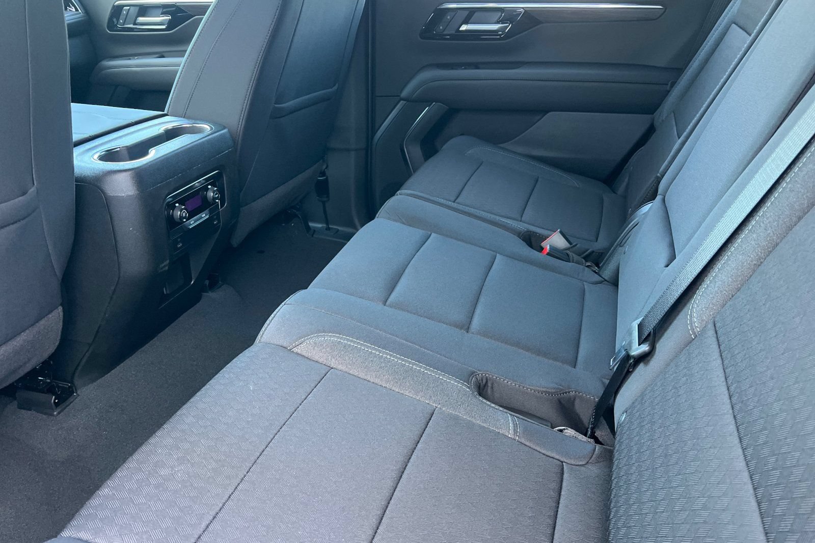 New 2026 Chevrolet Tahoe LS w/ LS Custom Edition AWD/4WD image 9
