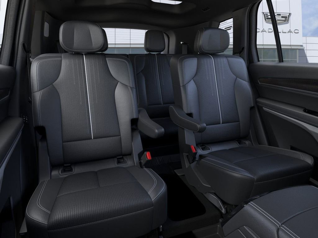 New 2026 Cadillac Vistiq Luxury w/ LPO, Floor Liner Package image 17