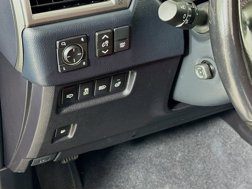 Certified 2023 Lexus GX 460 Premium w/ Premium Package AWD/4WD image 10