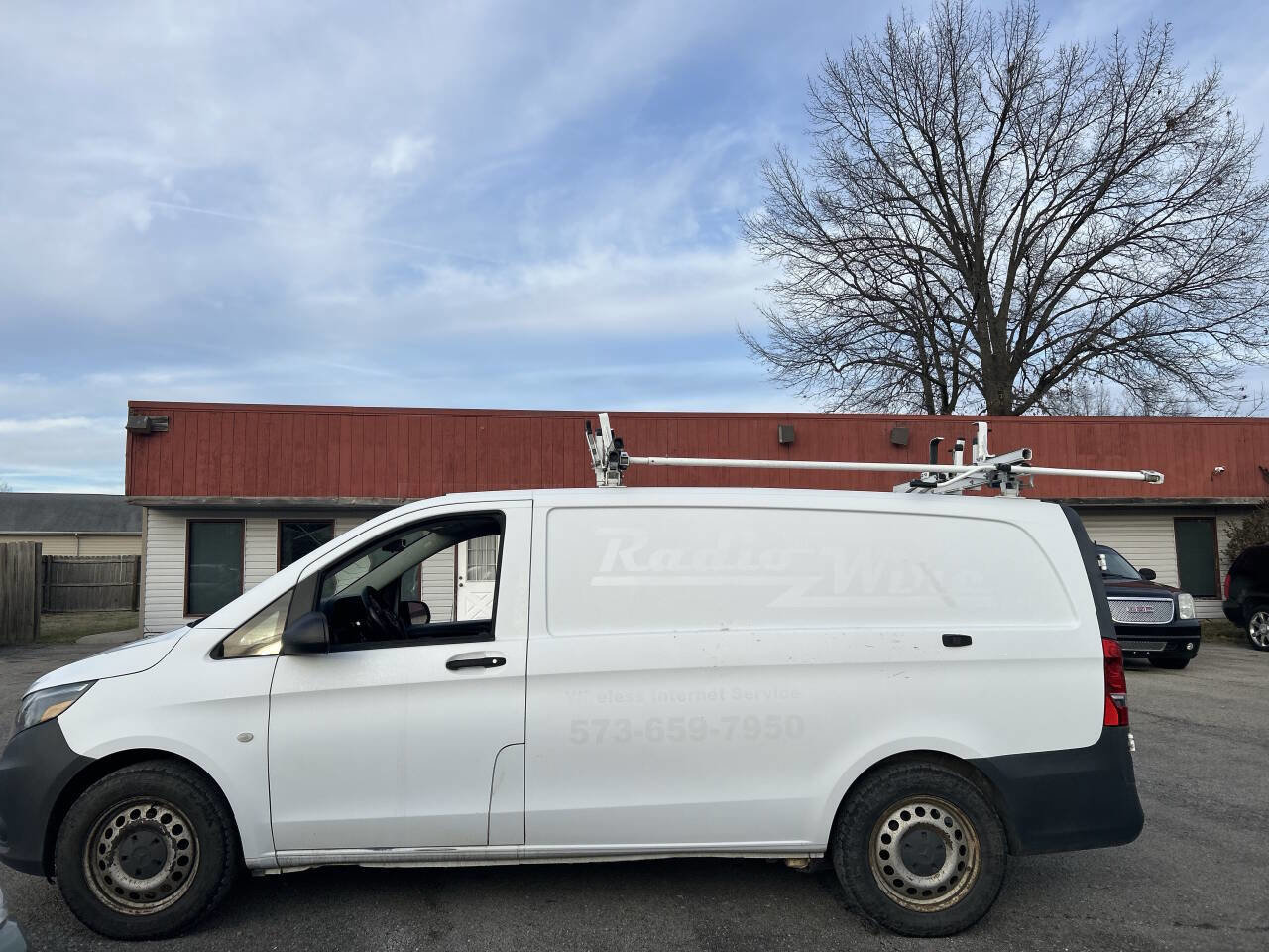 Used 2016 Mercedes-Benz Metris Cargo 3dr Mini Van w/ Driver Efficiency Package image 3