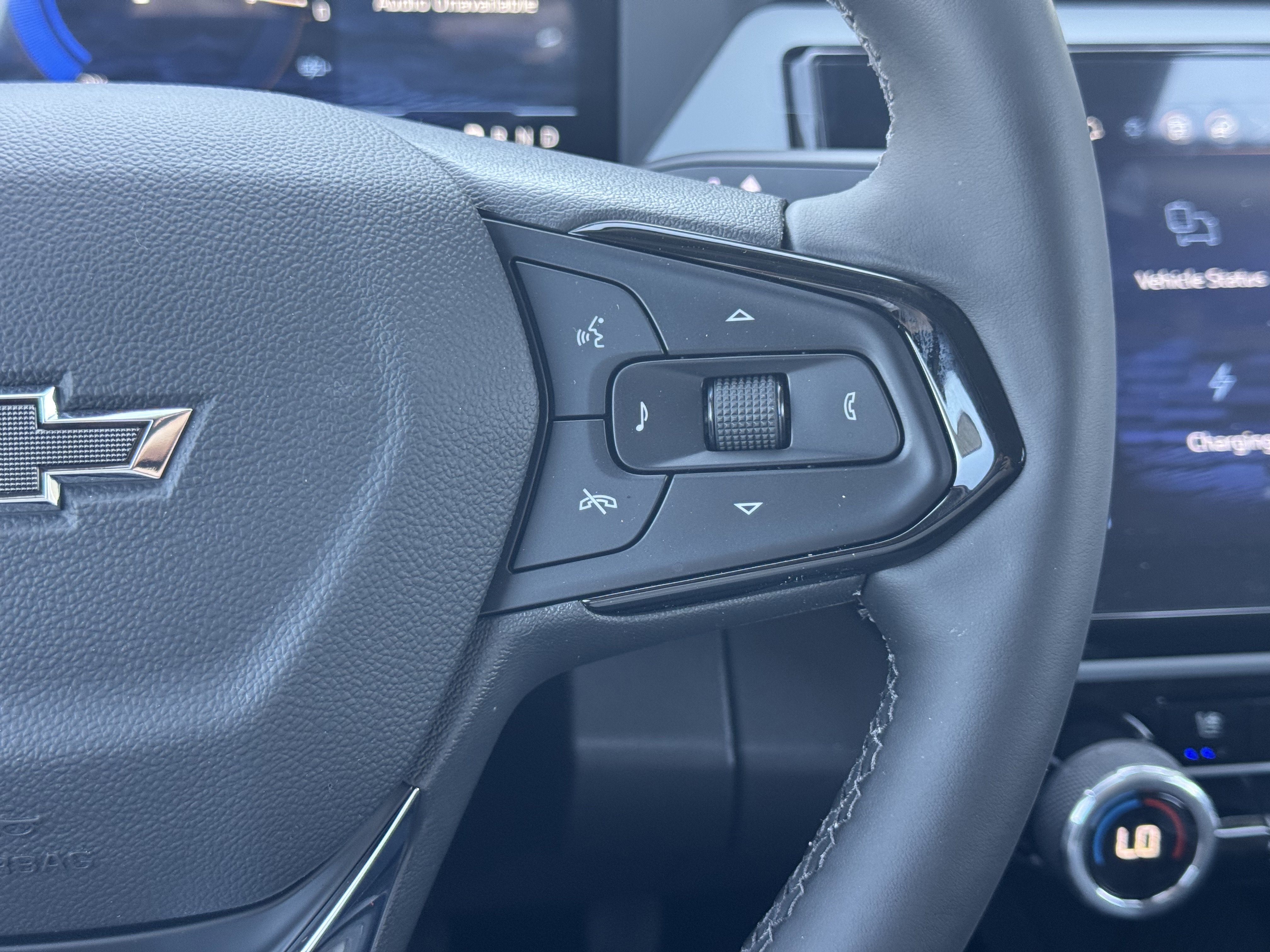 New 2027 Chevrolet Bolt RS w/ Technology Package image 32