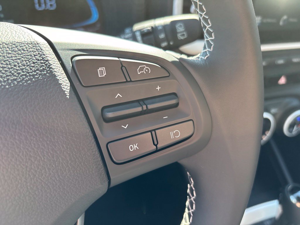 New 2026 Hyundai Venue SEL FWD image 23