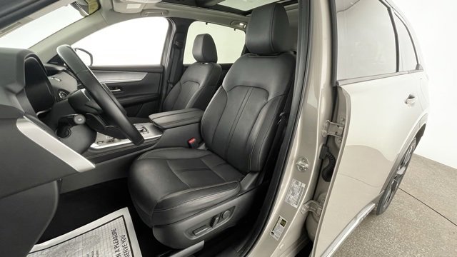 Used 2024 MAZDA CX-90 Plug-In Hybrid w/ Premium Pkg image 33