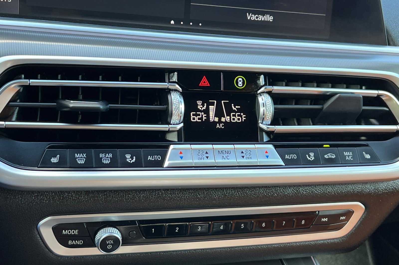 Used 2022 BMW X5 xDrive40i w/ Parking Assistance Package image 22