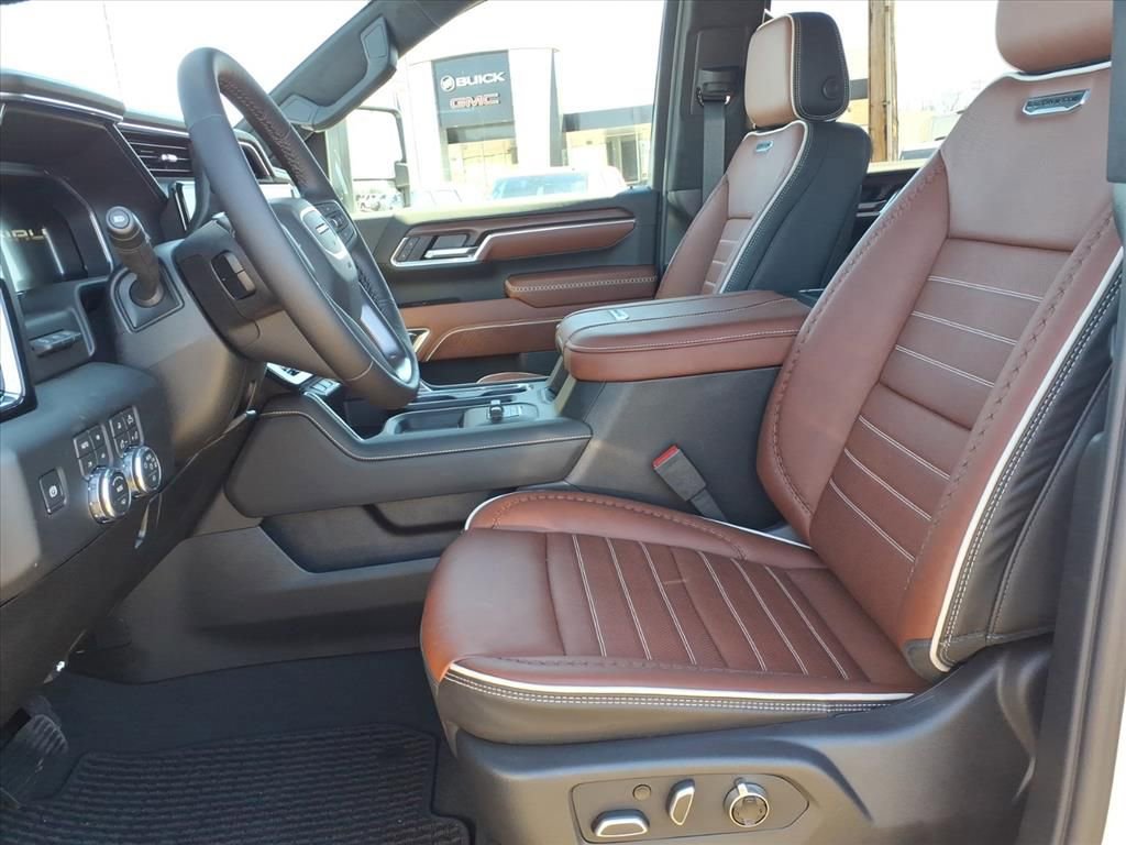 New 2026 GMC Sierra 3500 Denali Ultimate image 12