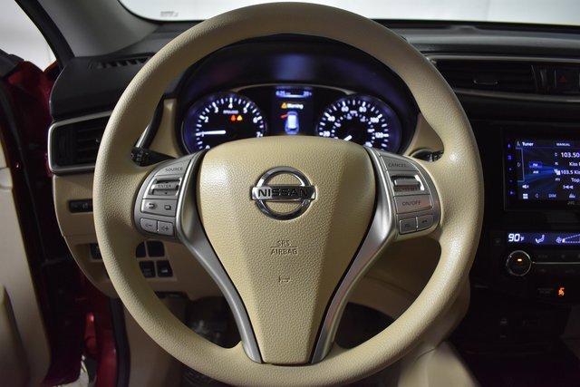 Used 2015 Nissan Rogue SV image 15