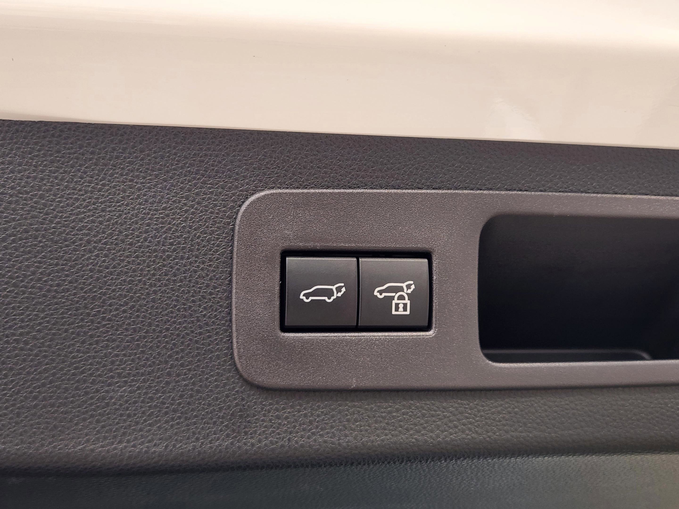 Used 2024 Lexus LX 600 F Sport AWD/4WD image 31