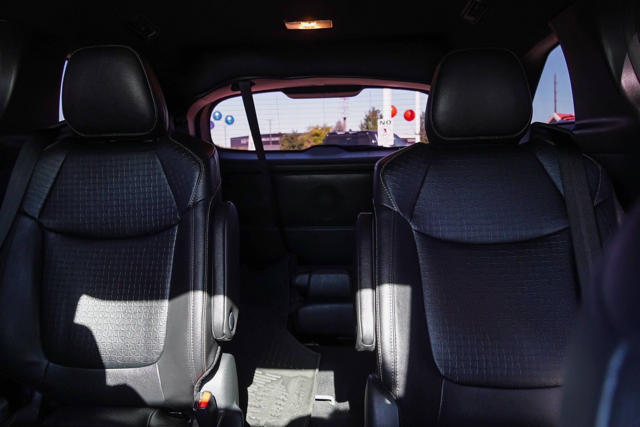 Certified 2025 Toyota Sienna XLE Woodland Edition AWD/4WD image 24