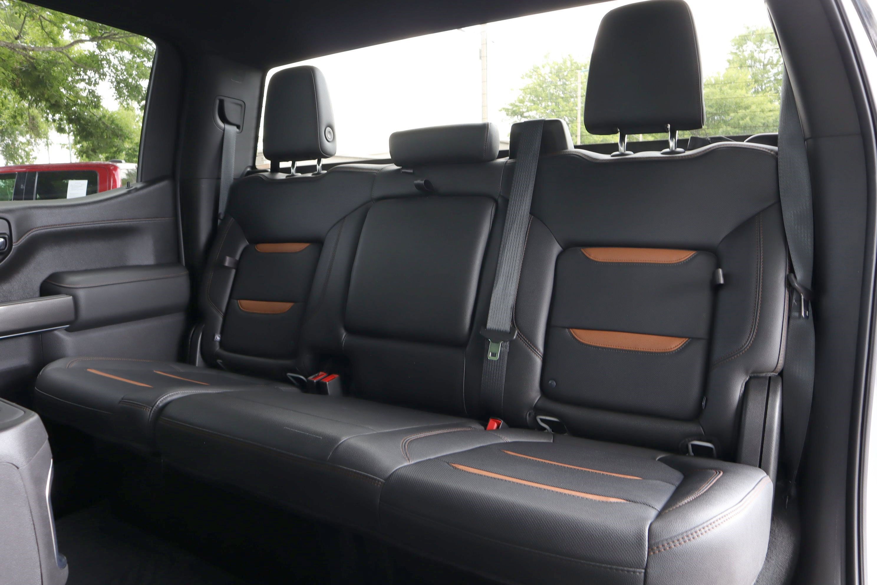 Used 2021 GMC Sierra 1500 AT4 AWD/4WD image 9
