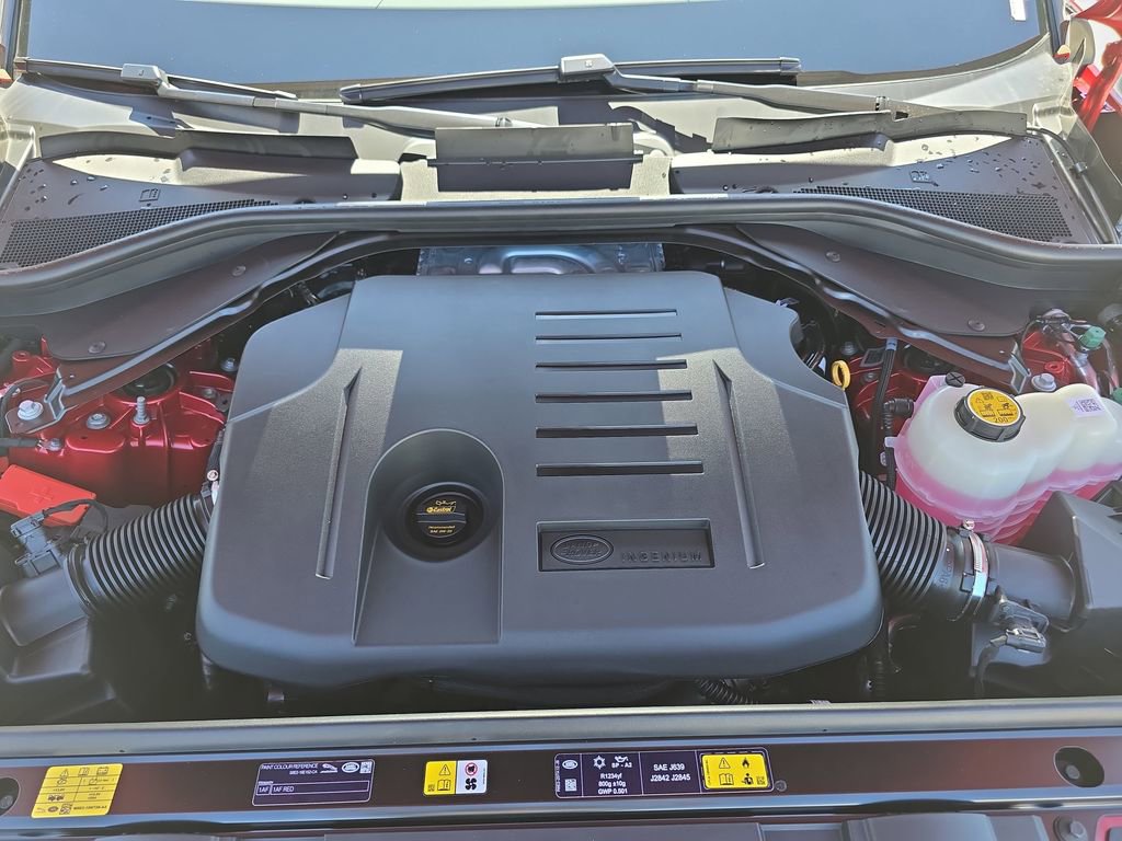 New 2026 Land Rover Range Rover Sport SE AWD/4WD image 32