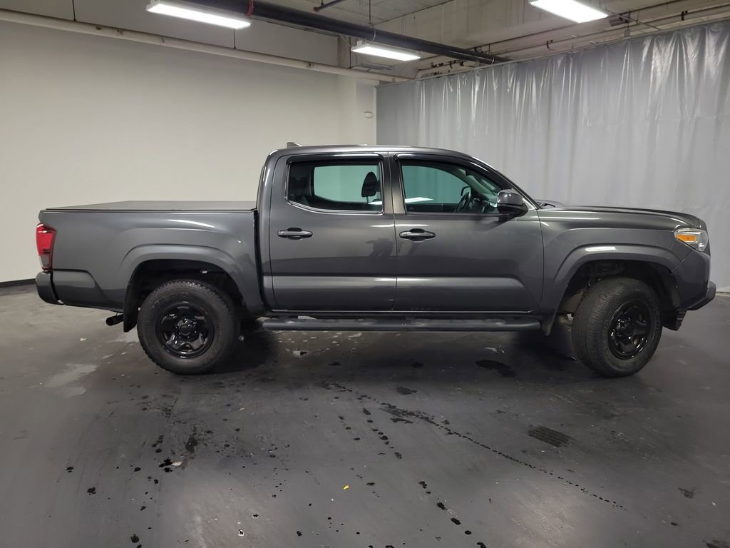 Used 2018 Toyota Tacoma SR image 9
