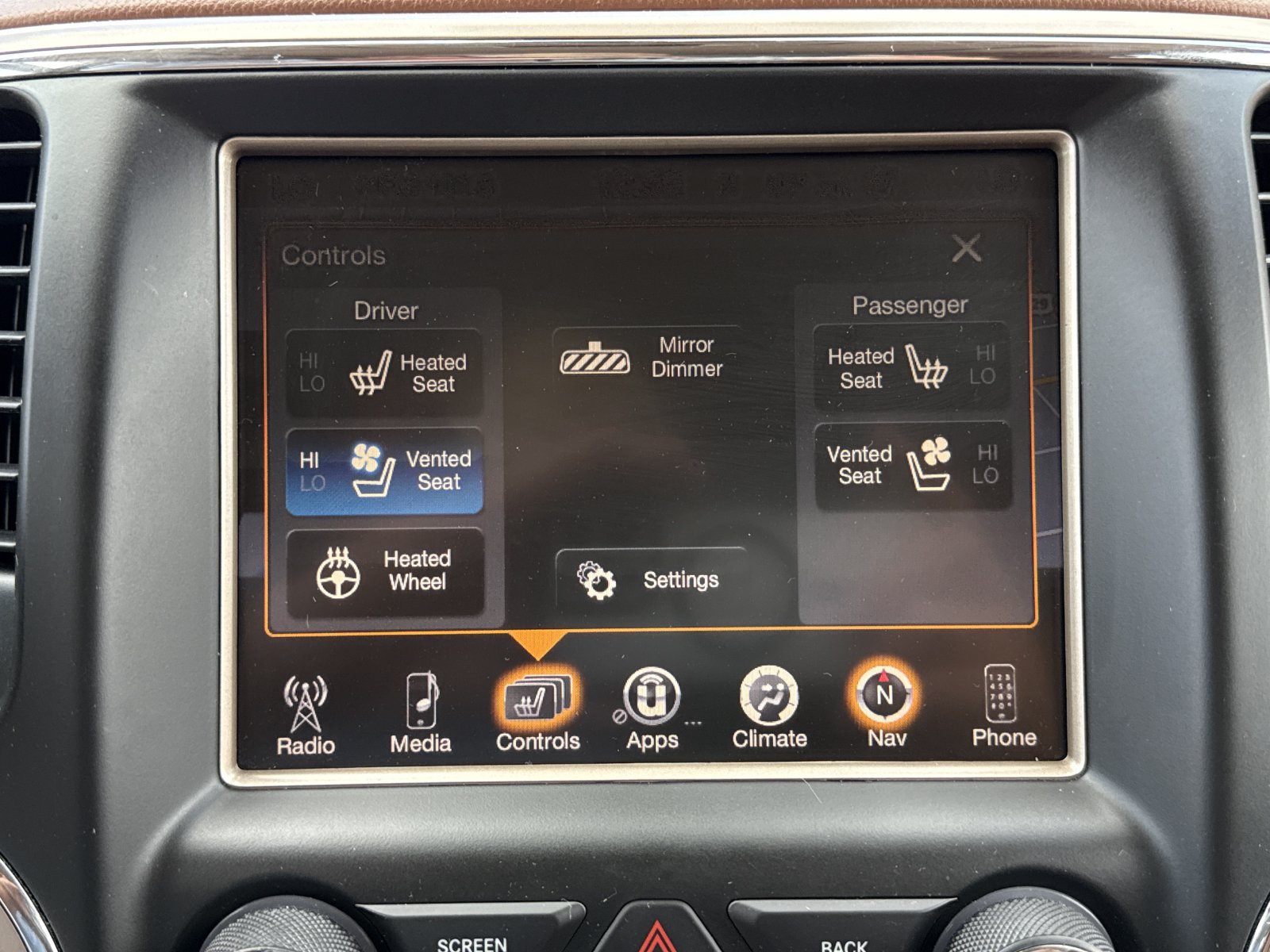 Used 2015 Jeep Grand Cherokee Summit AWD/4WD image 27