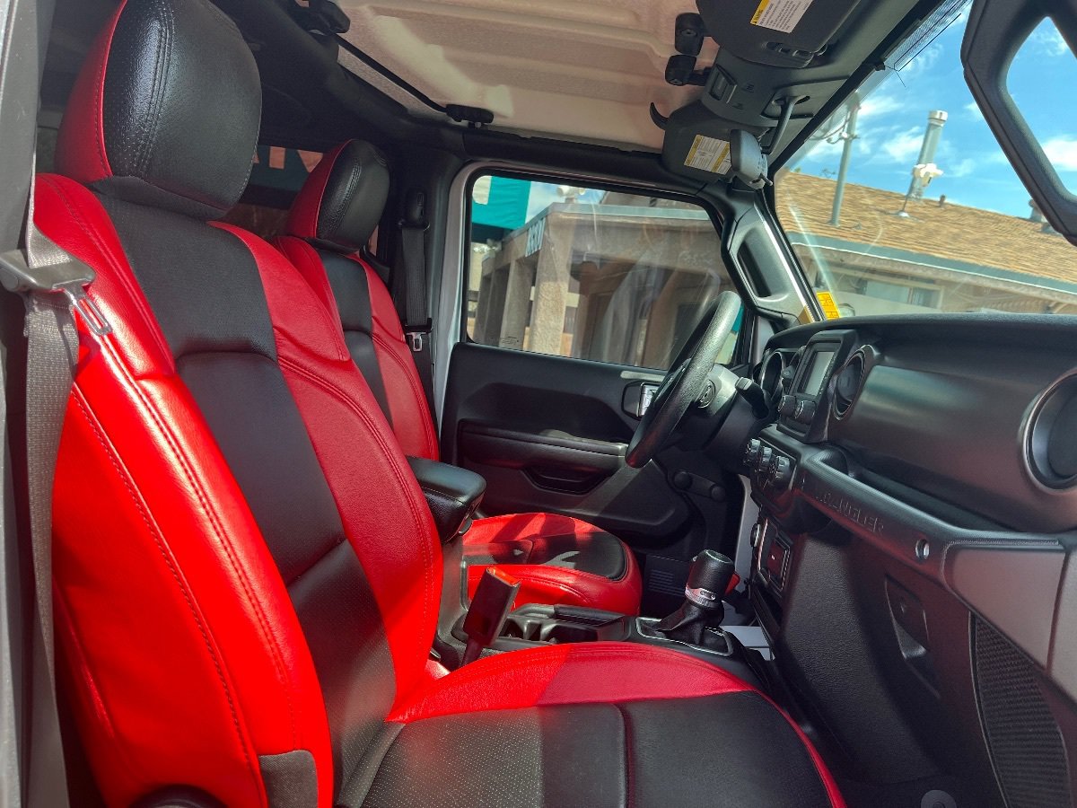 Used 2018 Jeep Wrangler Unlimited Sport AWD/4WD image 34