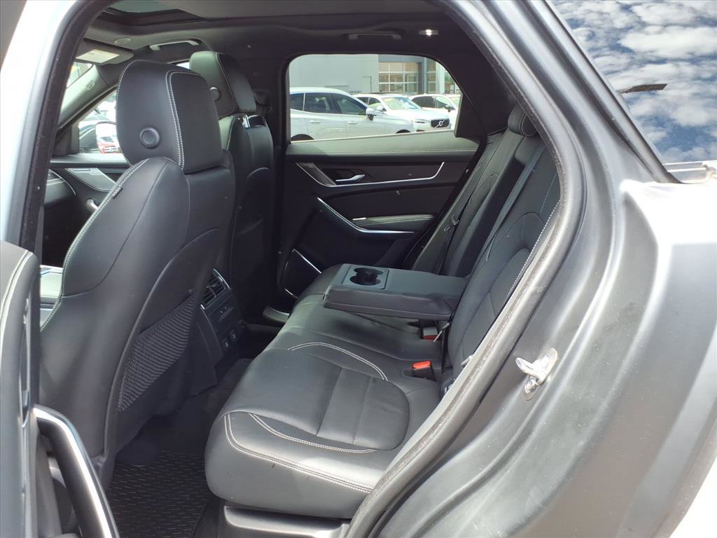 Certified 2024 Jaguar F-PACE R-Dynamic S AWD/4WD image 12