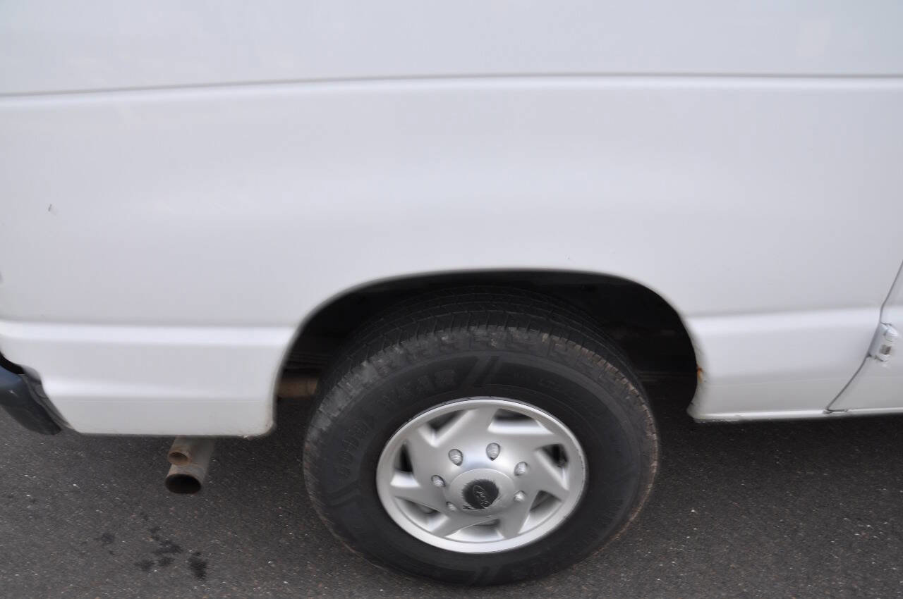 Used 2013 Ford E-250 and Econoline 250 RWD image 30