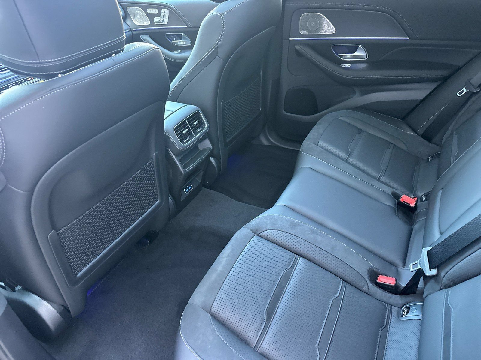 New 2026 Mercedes-Benz GLE 63 AMG S image 11