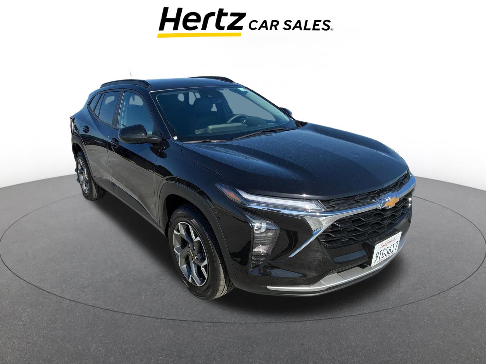 Used 2025 Chevrolet Trax LT image 1