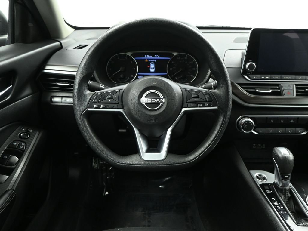 Used 2024 Nissan Altima 2.5 SV image 33