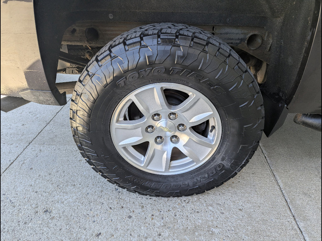 Used 2016 Chevrolet Silverado 1500 LT AWD/4WD image 18