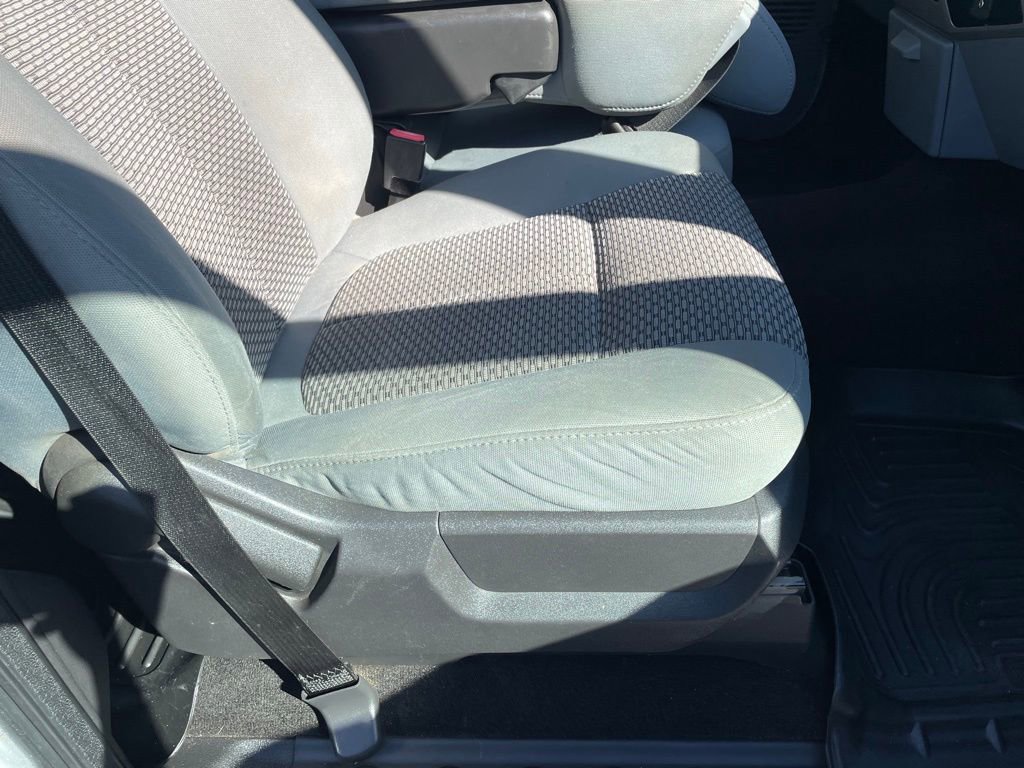 Used 2015 Ford F250 XLT w/ XLT Premium Package image 9