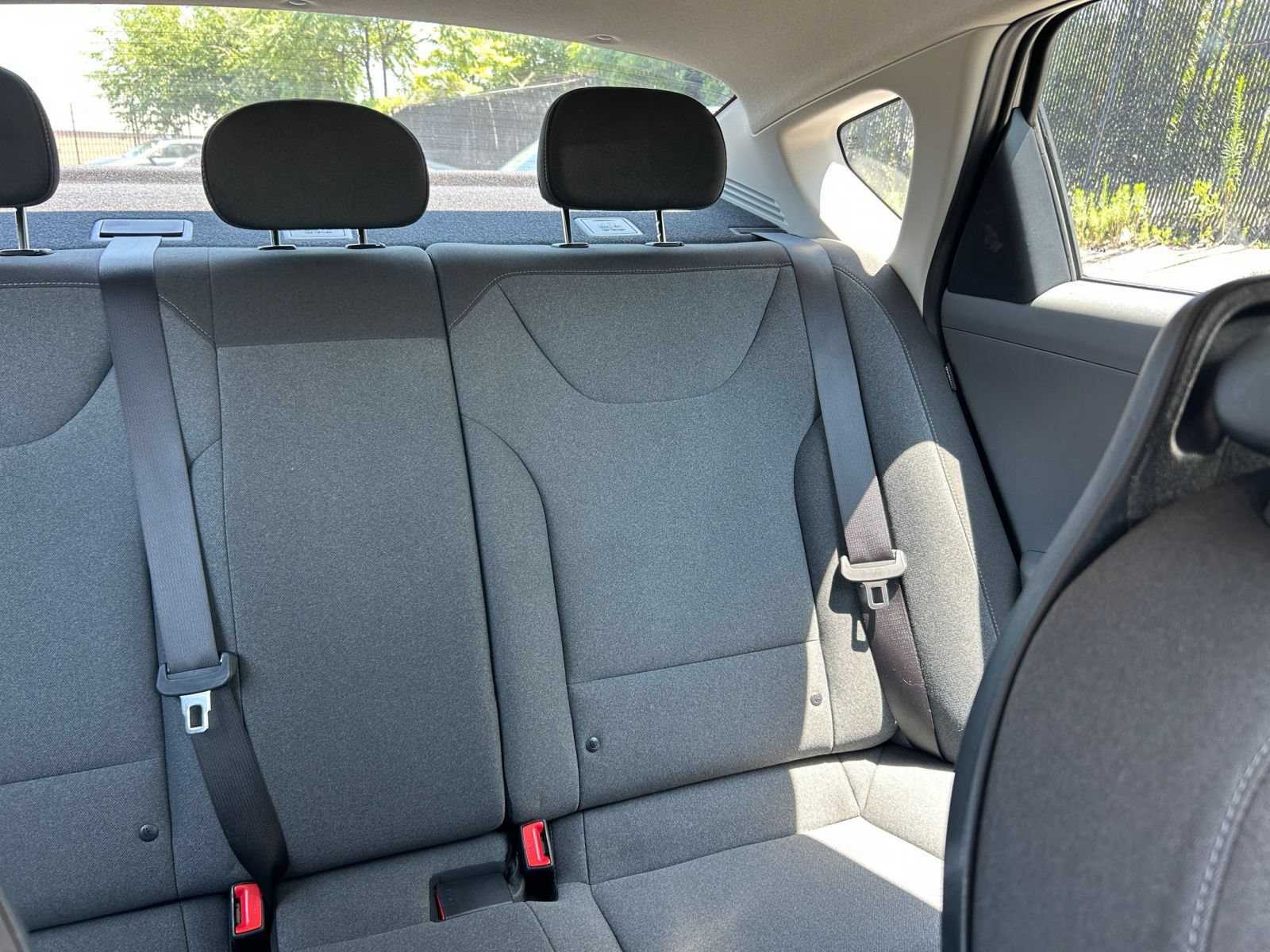 Used 2025 Kia K4 FWD image 32