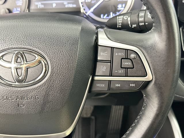 Used 2023 Toyota Highlander XSE AWD/4WD image 23