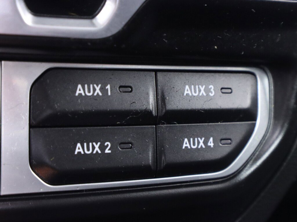 Used 2020 Jeep Gladiator Rubicon AWD/4WD image 25