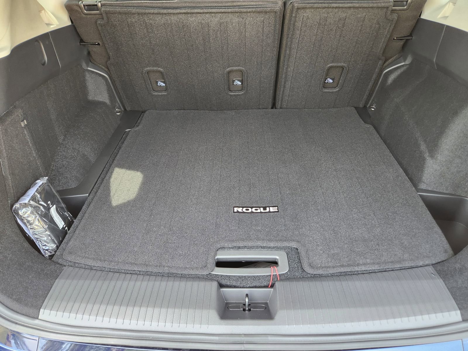 New 2026 Nissan Rogue SV image 27