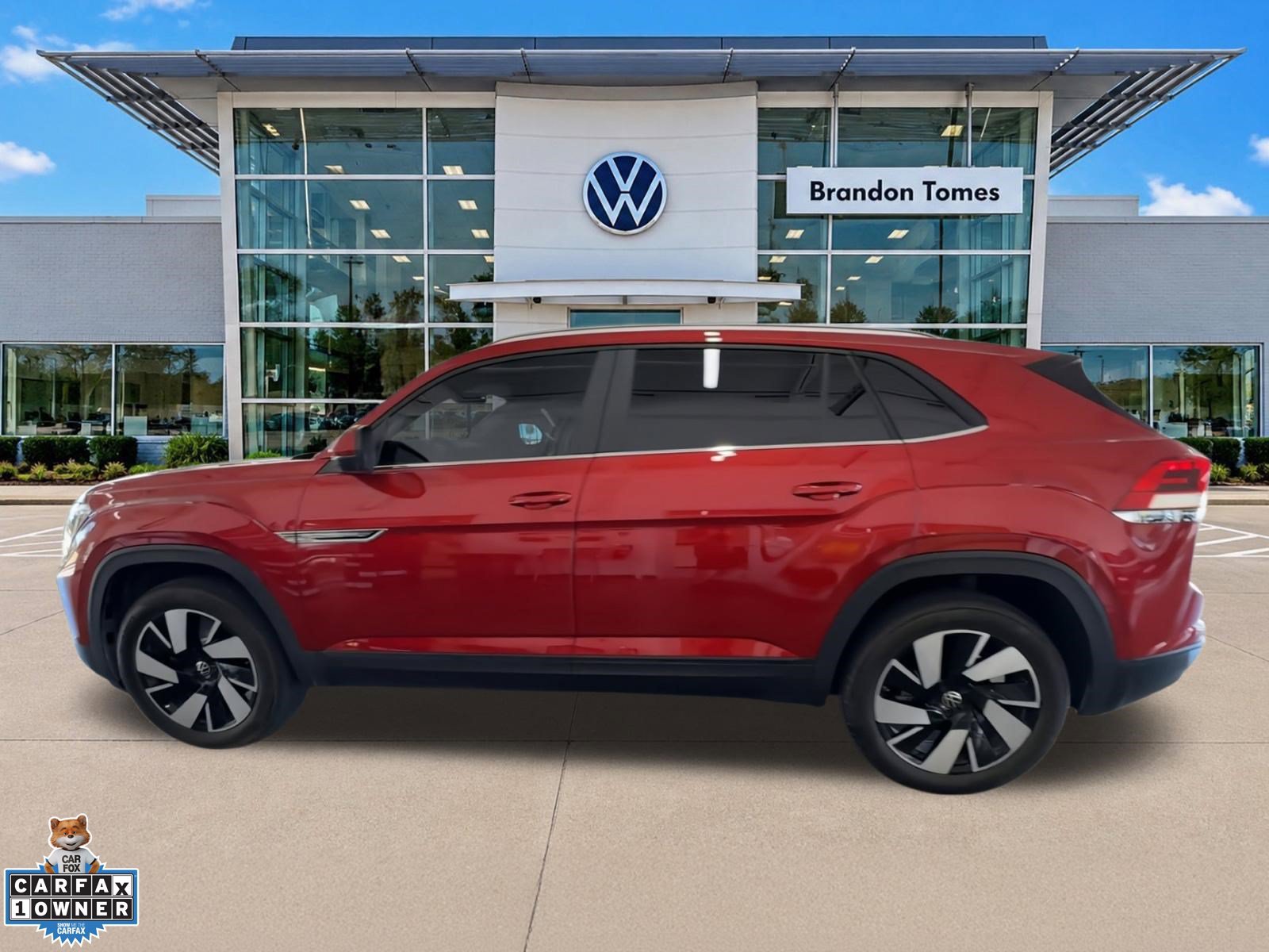 Used 2024 Volkswagen Atlas Cross Sport SE FWD image 7