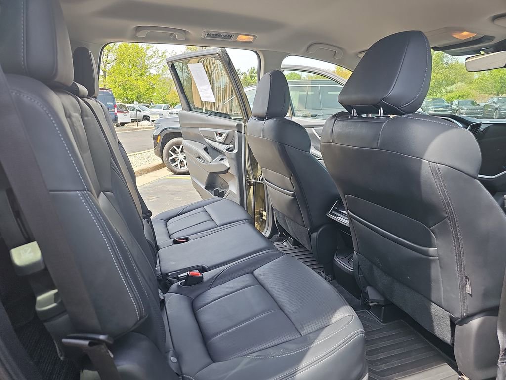Used 2023 Subaru Ascent Limited AWD/4WD image 11