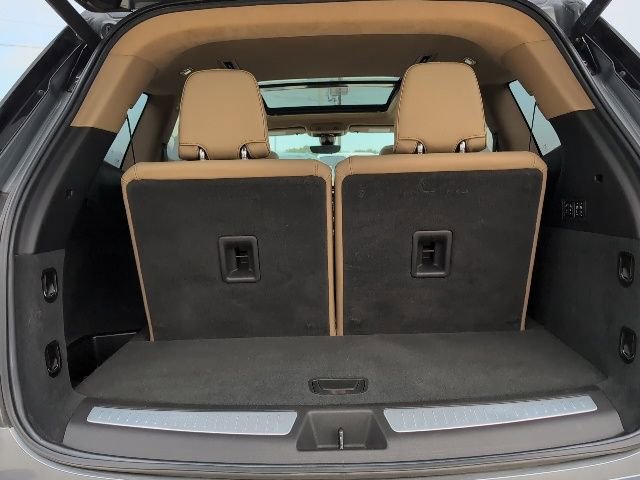 Used 2020 Cadillac XT6 Sport w/ Platinum Package image 11