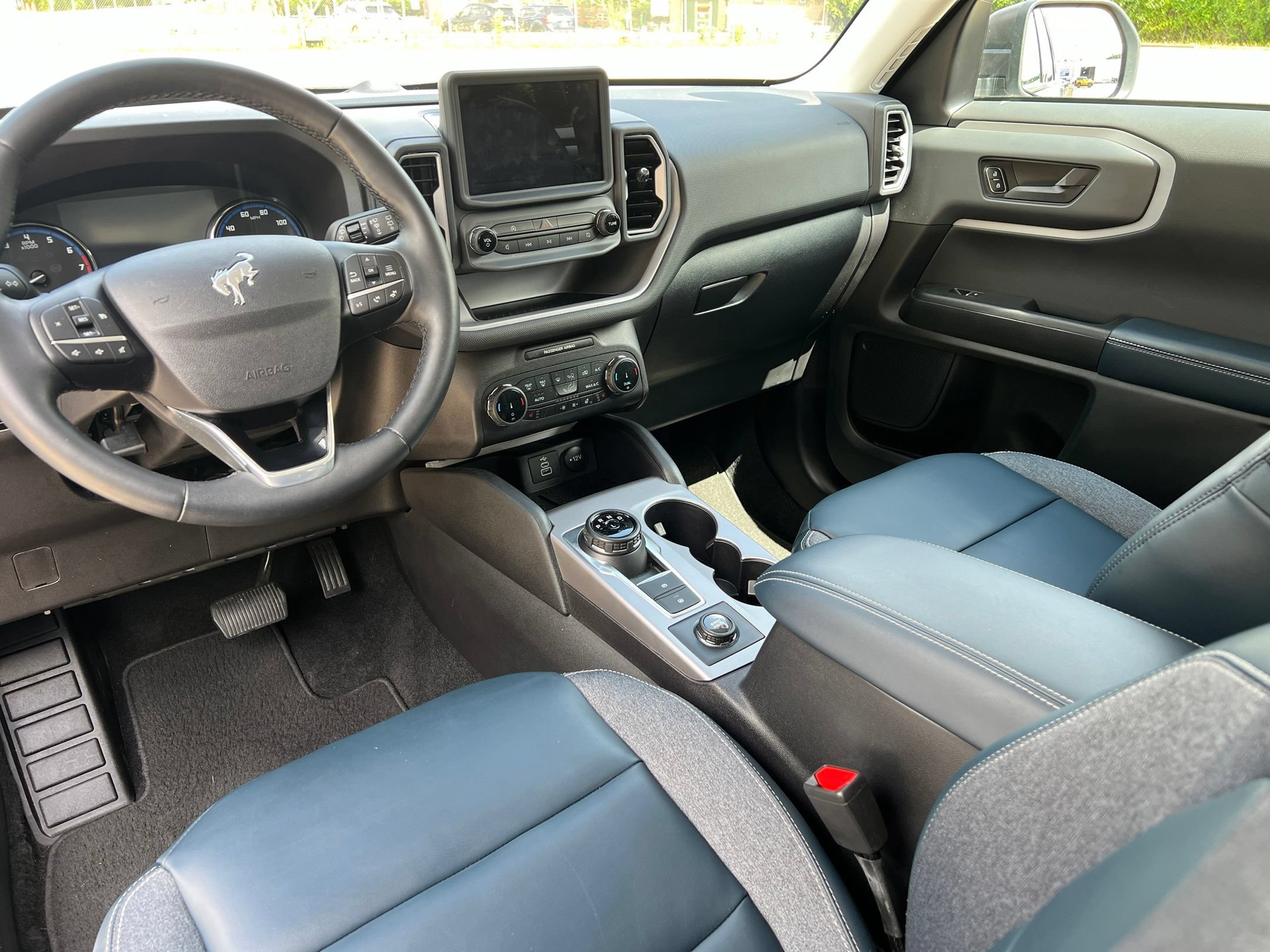 Used 2024 Ford Bronco Sport Outer Banks AWD/4WD image 19