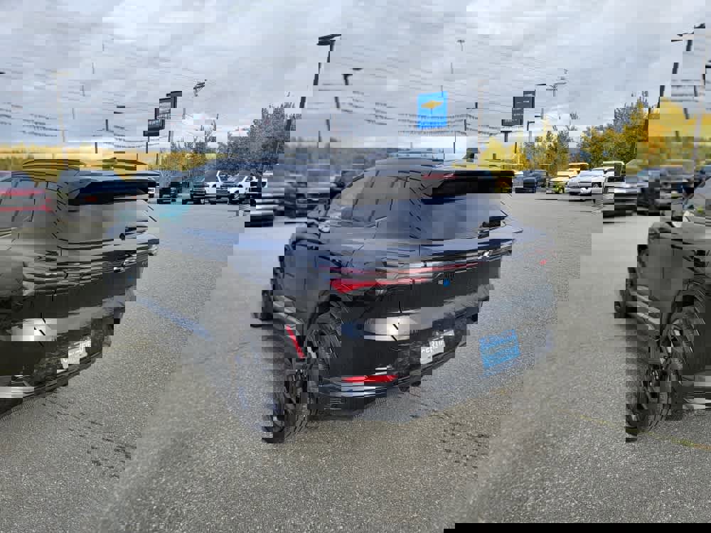 Used 2024 Chevrolet Equinox EV RS image 3