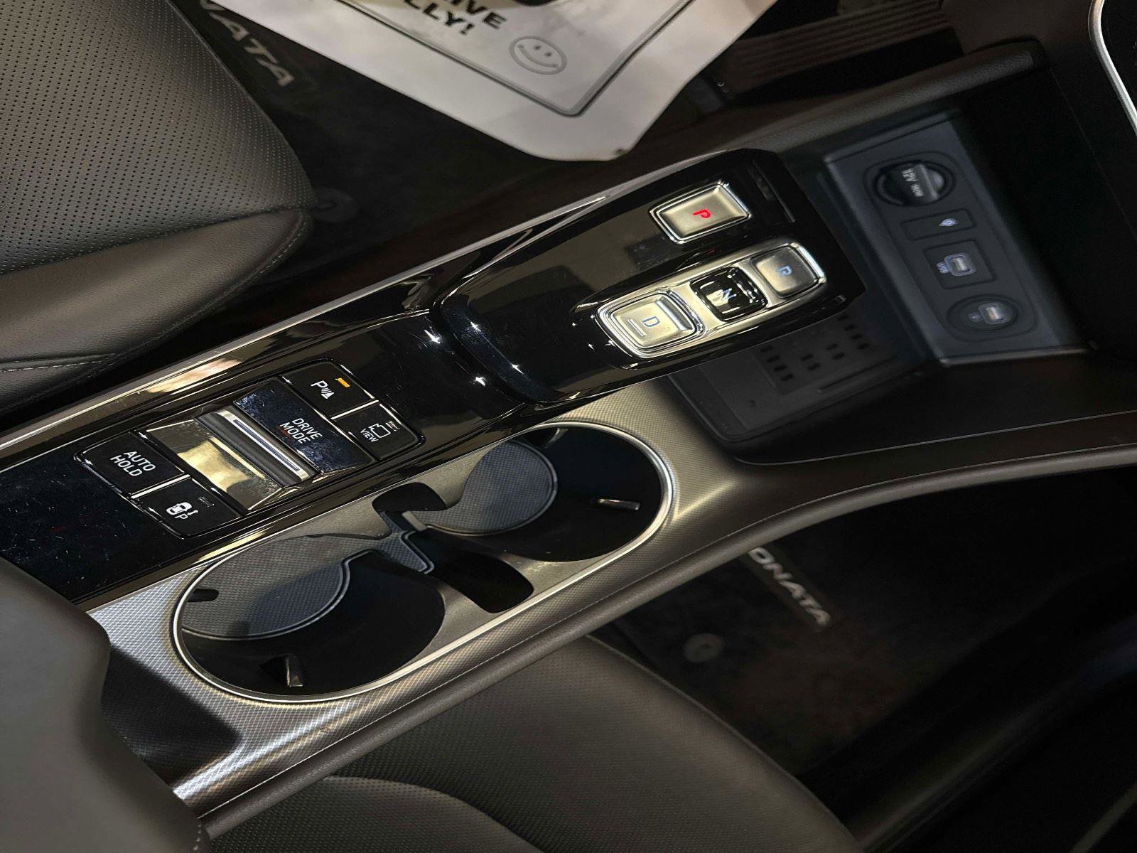 Certified 2023 Hyundai Sonata Limited w/ Cargo Package image 24