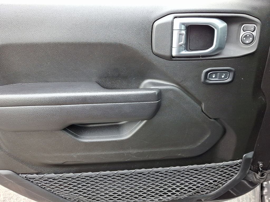 Used 2024 Jeep Wrangler Unlimited Rubicon 4xe image 12