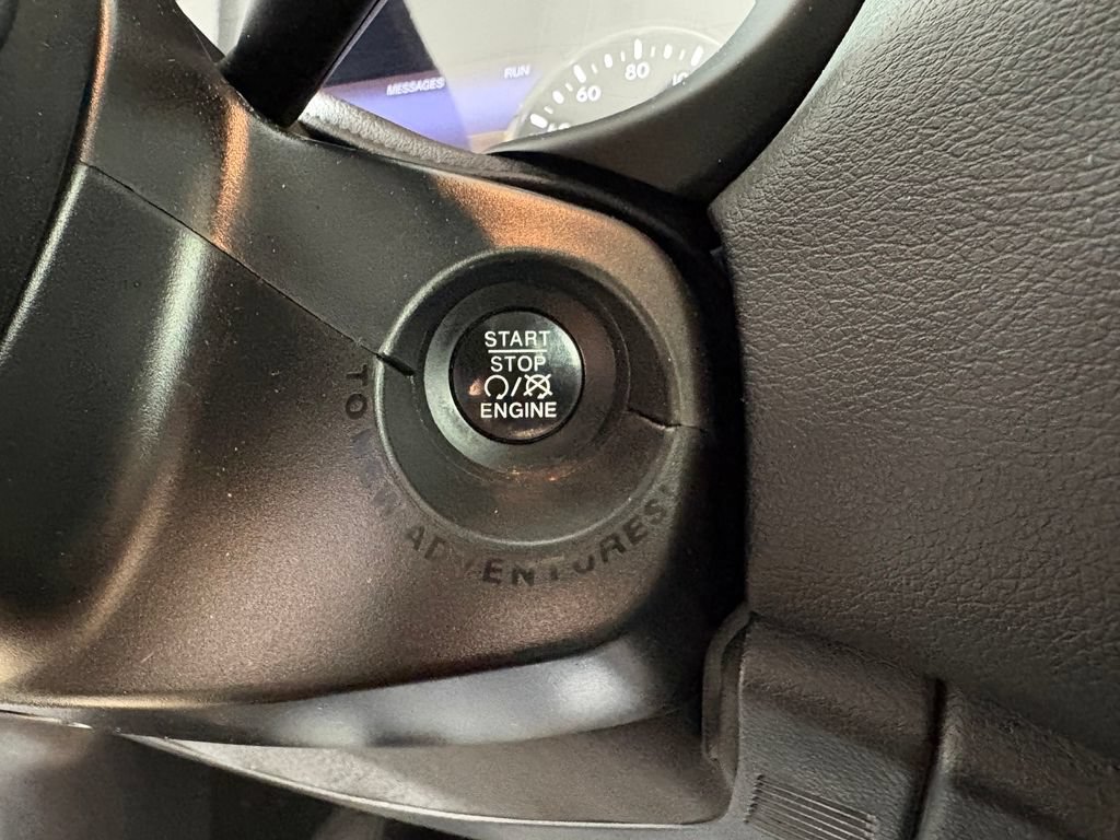 Used 2018 Jeep Renegade Trailhawk AWD/4WD image 22