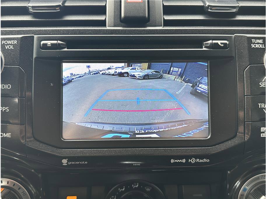 Used 2018 Toyota 4Runner TRD Off-Road w/ TRD Performance Package AWD/4WD image 27