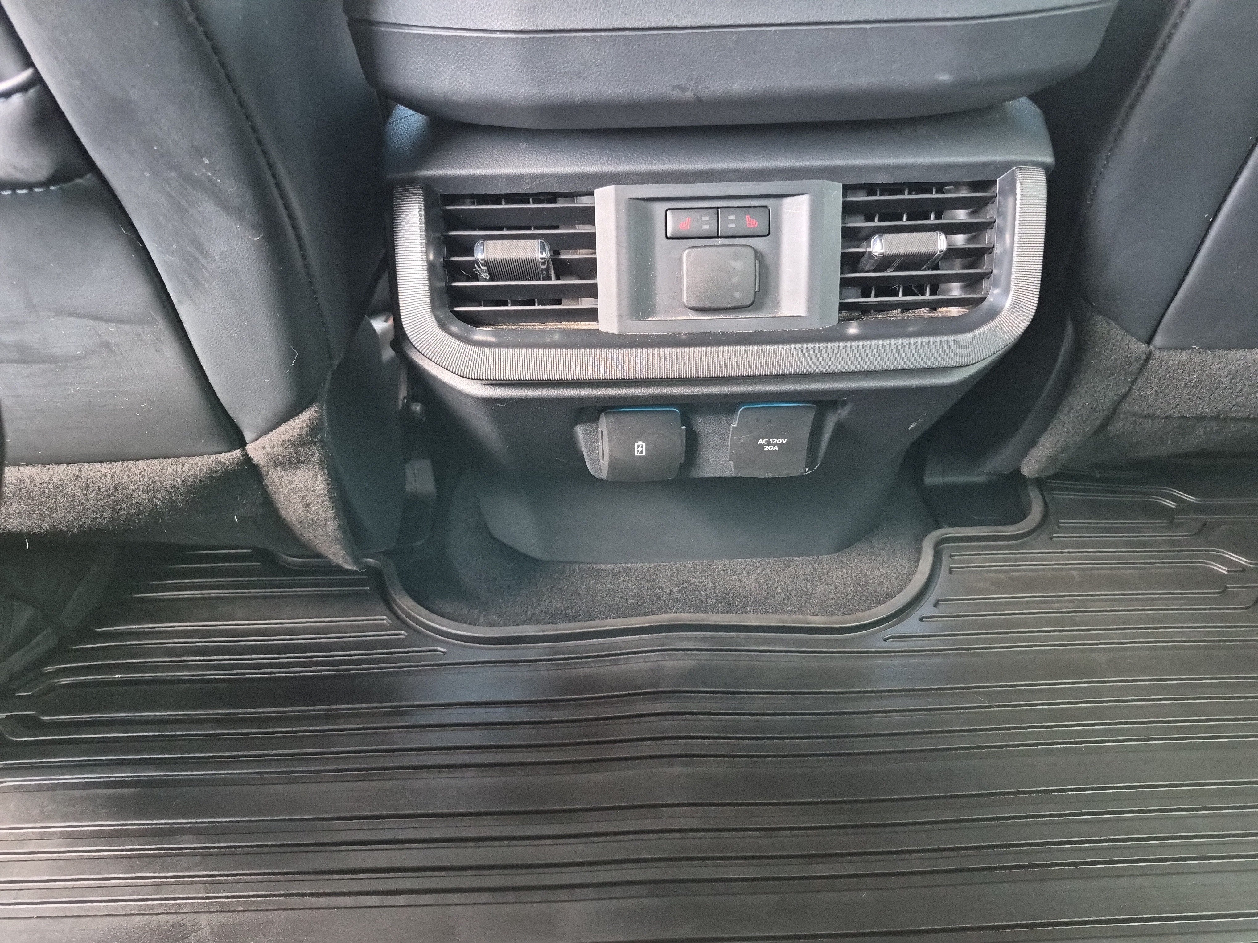 Used 2025 Ford F150 Platinum AWD/4WD image 21