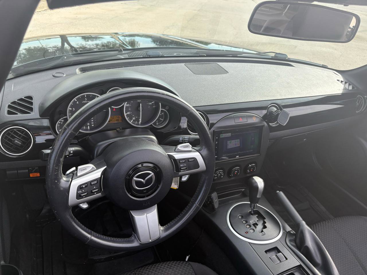 Used 2007 MAZDA MX-5 Miata Touring RWD image 17