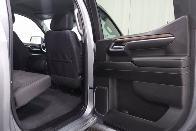 Used 2025 Chevrolet Silverado 1500 LT image 16